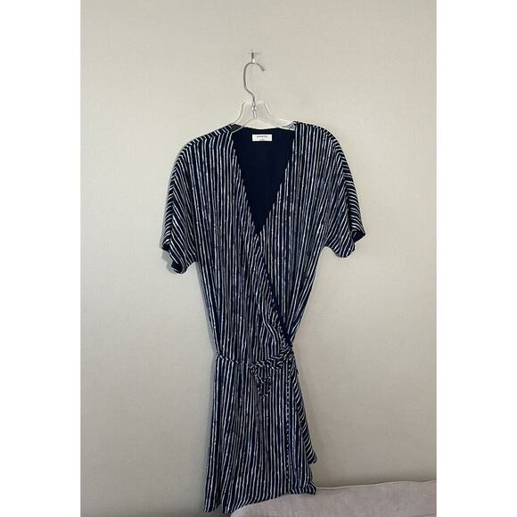 Babaton Aritzia Women’s Wallace Wrap Dress Blue Print Size Large Indigo Glimmer - Picture 2 of 10